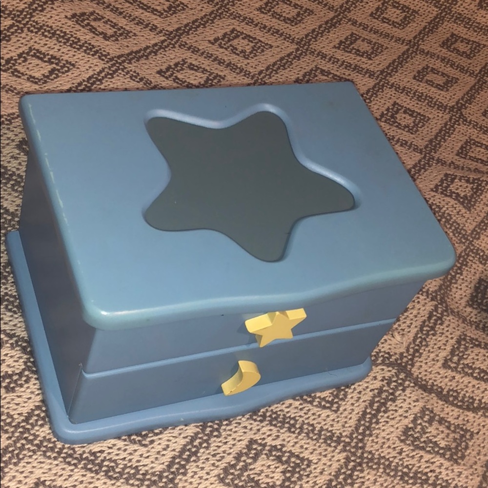 Jewelry organizer